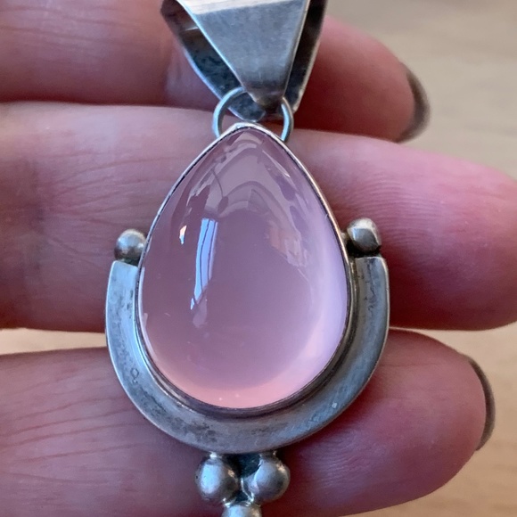 VINTAGE LARGE ROSE QUARTZ PENDANT SOUTHWESTERN NATIVE AMERICAN 925 STERLING